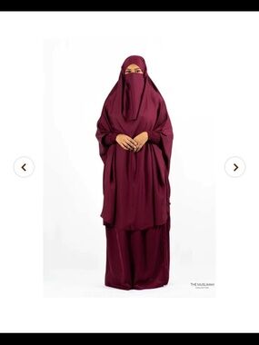 Full-Coverage Niqab Hijab in Deep Burgundy